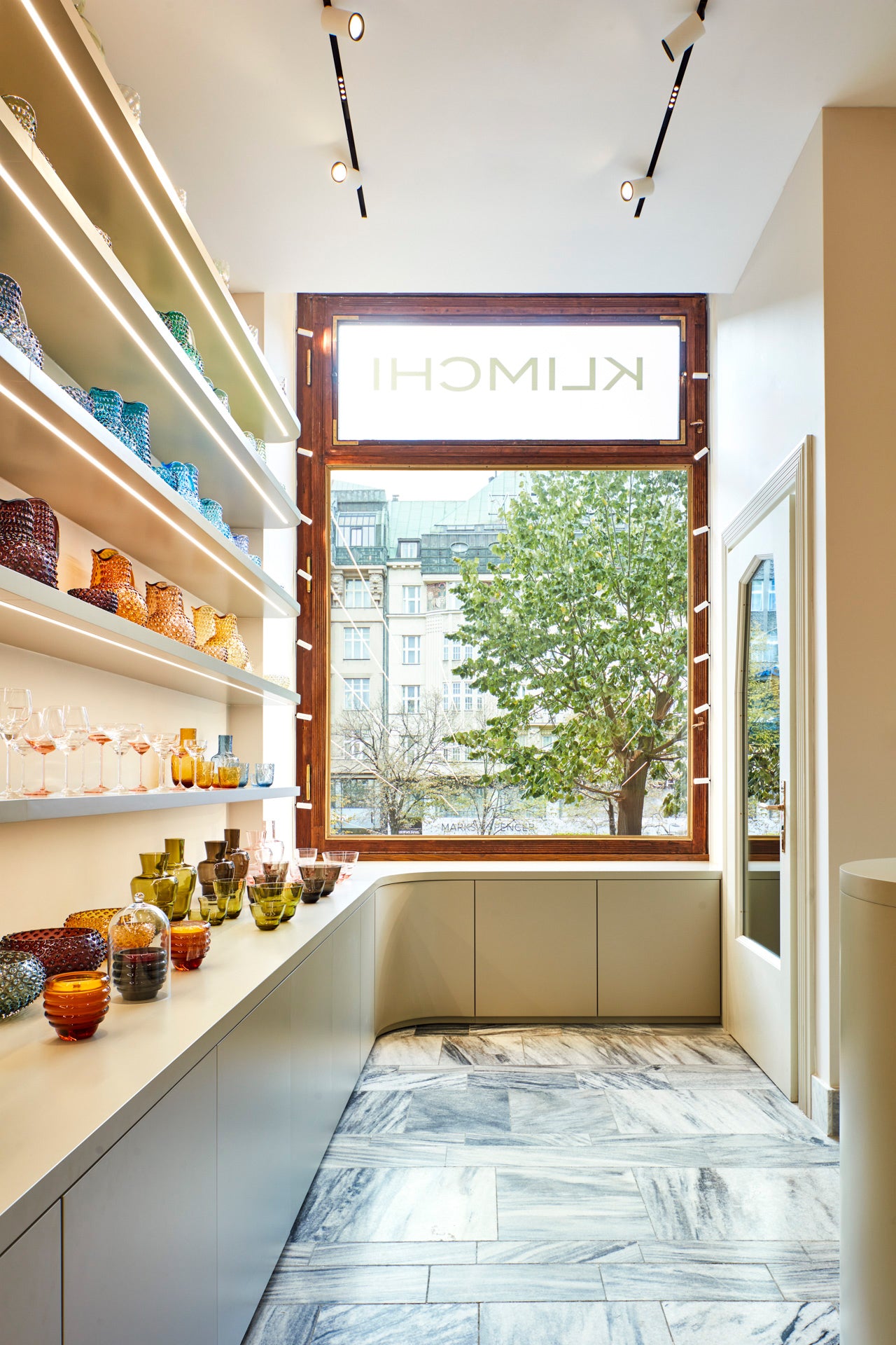 KLIMCHI Boutique